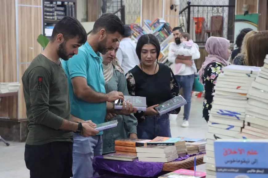 Li pêşangeha pirtûkan berhemên Rêber Abdullah Ocalan tên belavkirin