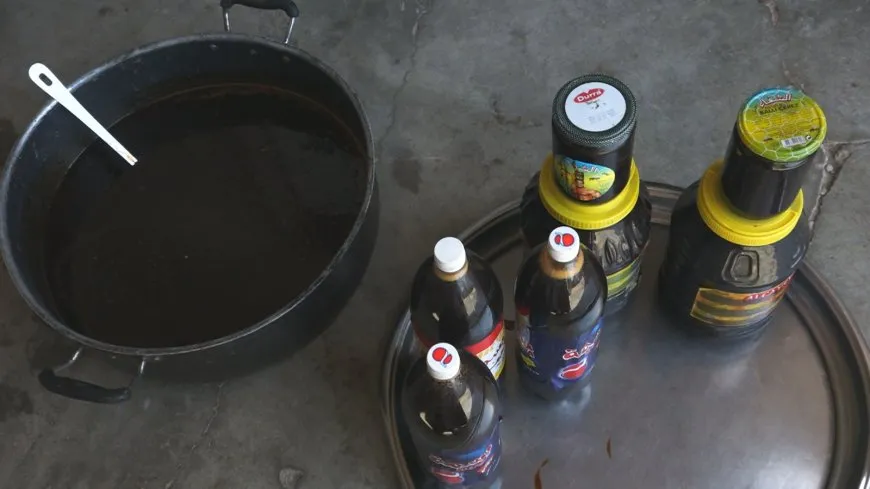 Bajarokê Baxozê pêdiviya xwe ji xurmeyan peyda dike