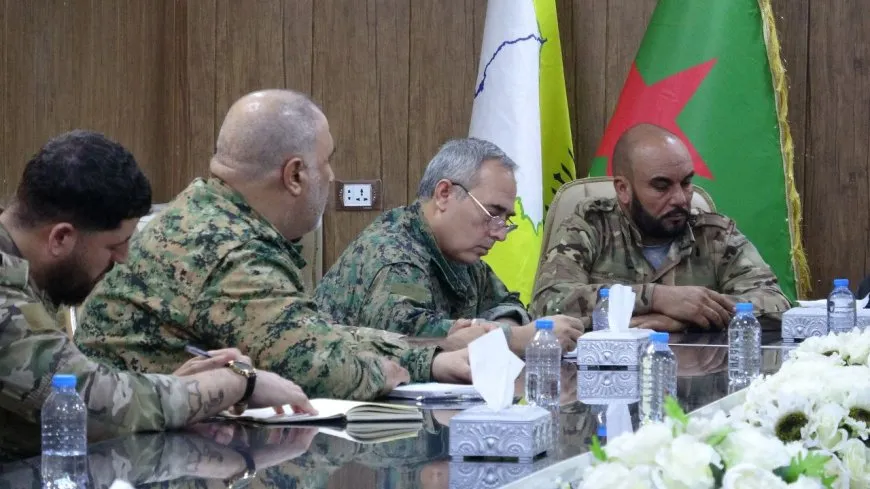 Fermandarên meclisên leşkerî yên Dêrazorê hatin hilbijartin