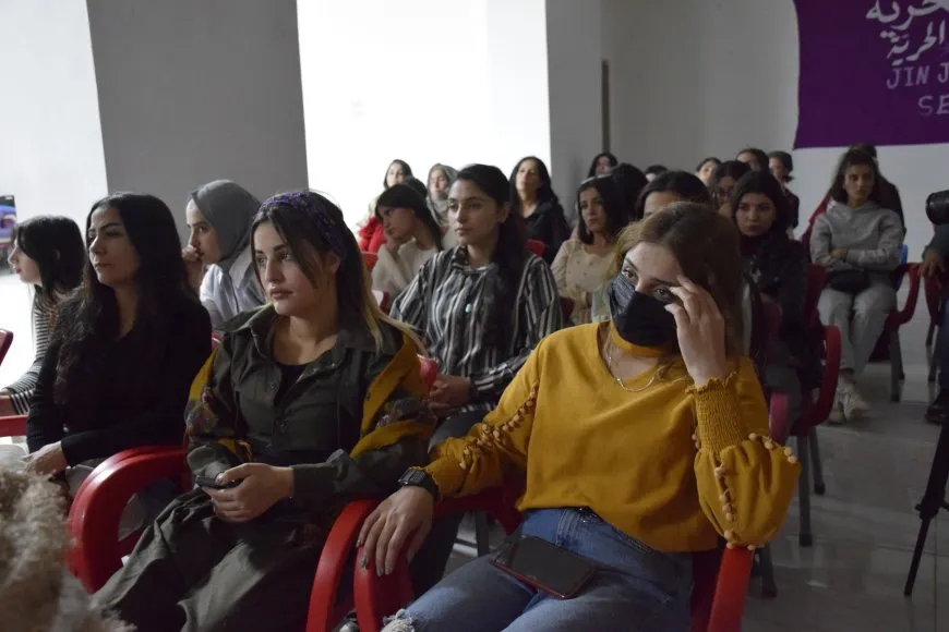 Konferansa Yekitiya Jinên Ciwan a kantona Cizîrê hat lidarxistin