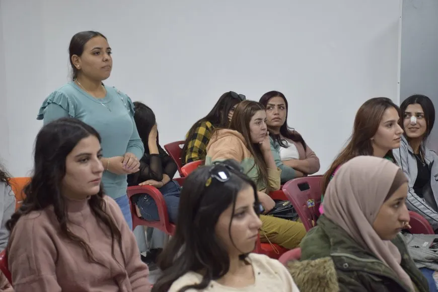 Konferansa Yekitiya Jinên Ciwan a kantona Cizîrê hat lidarxistin