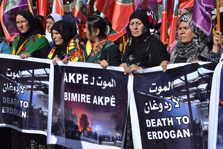 Meclisa Malbatên Şehîdan bang kir: Bi Rêberê me rûnin