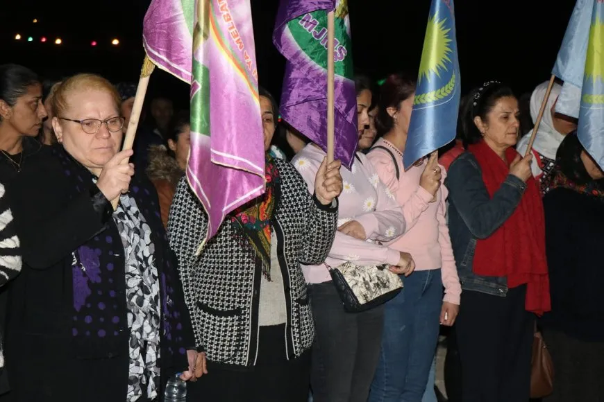 Şêniyên Helebê şehîd Bêrîtan bi bîr anî
