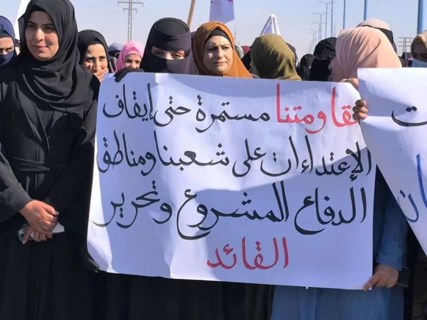 Xelkê Dêrazorî li dijî êrişan daket qadan
