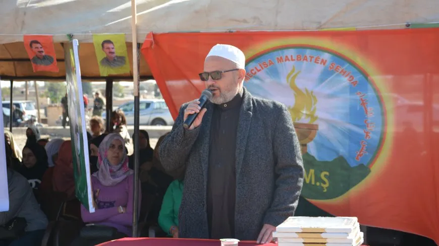 Di merasîma sersaxiyê ya şehîdên Siwêdiyeyê de peyamên berxwedanê