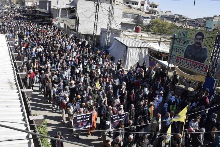 Li Qamişlo û Kobanê li dijî êrişan meş