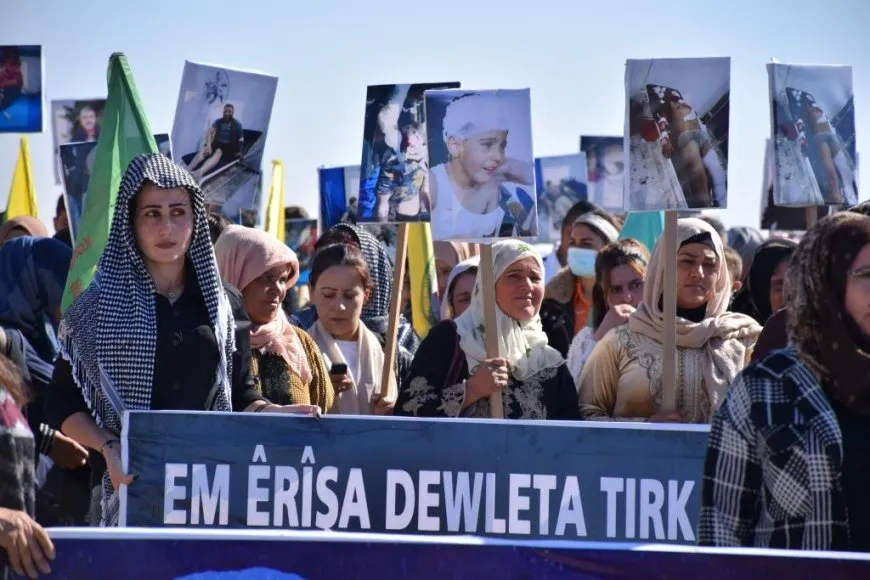 Li Qamişlo û Kobanê li dijî êrişan meş