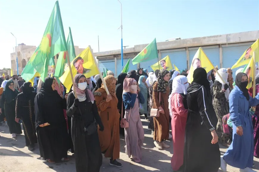 Li 3 bajaran meş: Berxwedan vebijêrka me ye