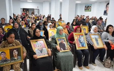  78 şehîd hatin bi bîranîn