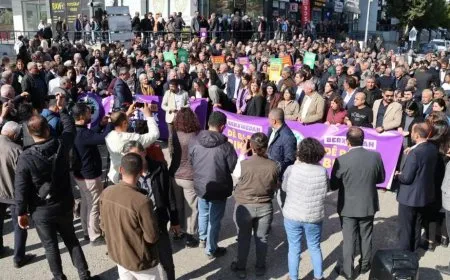 Berxwedana li dijî qeyûm di roja 3'yem de ye