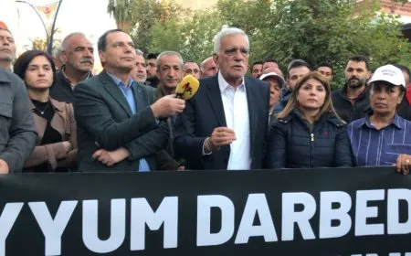 Ahmet Turk: Li dijî zîhniyeta îradeya gel bin pê dike, têkoşînê mezin bikin