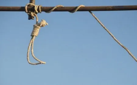 Rejîma  Îranê cezayê darvekirinê li 3 Kurdan birî