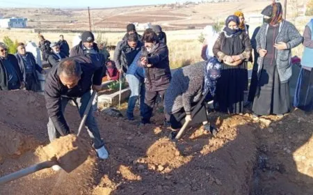 Cenazeyê Rojger Hêlîn li Hezexê hat oxirkirin