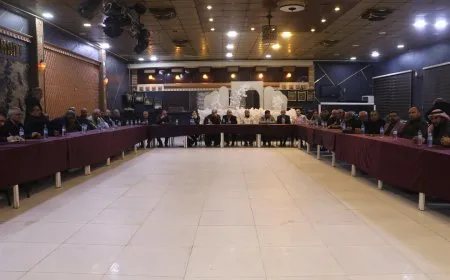 Têkildarî xurtkirina eniyeke nîştimanî ya hundirîn panel
