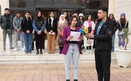 Meclisa Jin a Zanîngeha Rojava: Em ê bi hev re jiyaneke bê tundî ava bikin