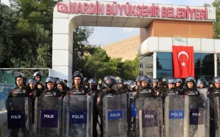 Qeyûmê Mêrdînê gelek kes ji kar derxistin