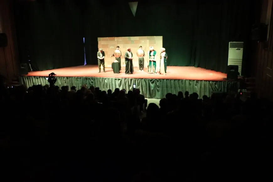 Koma şehîd Yekta şanoyek bi boneya 1'ê Mijdarê pêşkêş kir