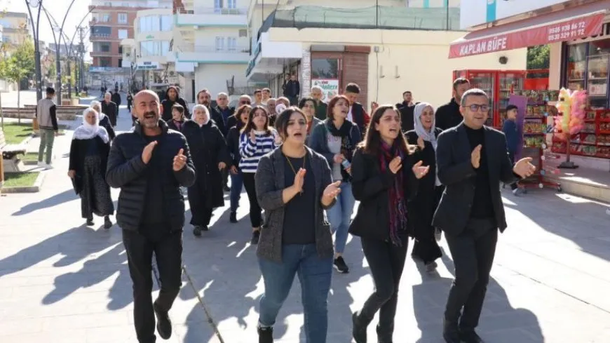 Berxwedana li dijî qeyûm di roja 4'an de ye 