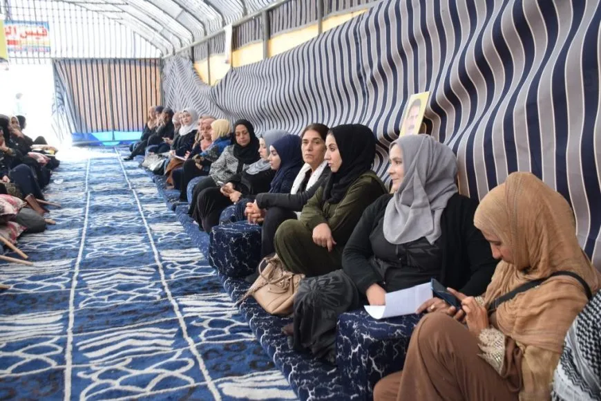 Xelkê Reqayê sersaxî da malbata şehîd Mûsa El Hemadê