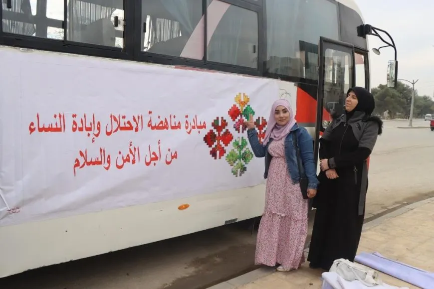 Li Reqayê pankartên 25ˋê Mijdarê hatin daliqandin