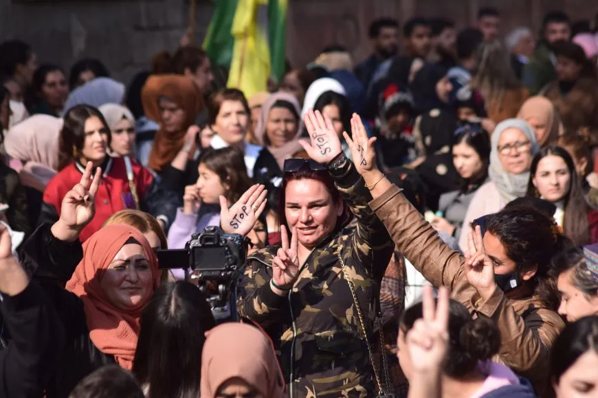 Ji bo Werîşe Mûradî bi hezaran kes derketin qadan