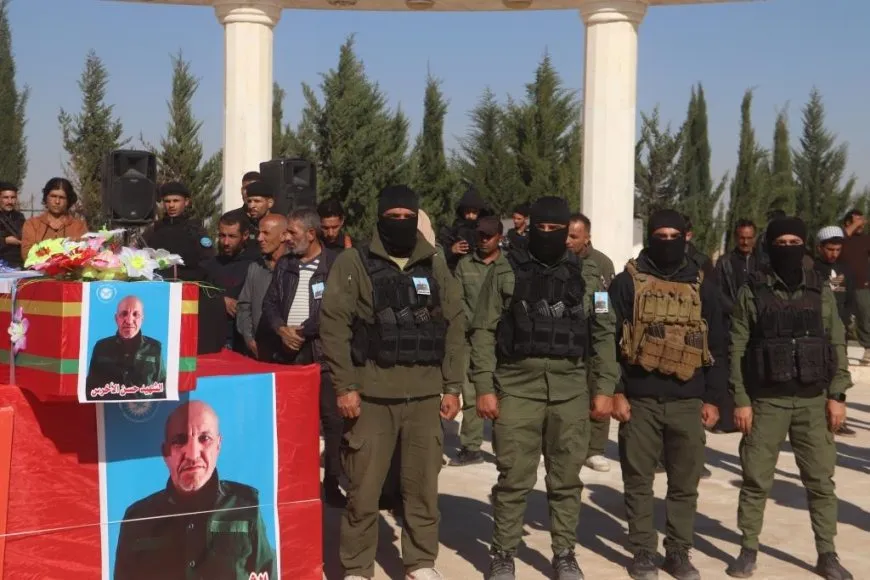 Şehîd Hesen El Exres li Reqayê hat oxirkirin