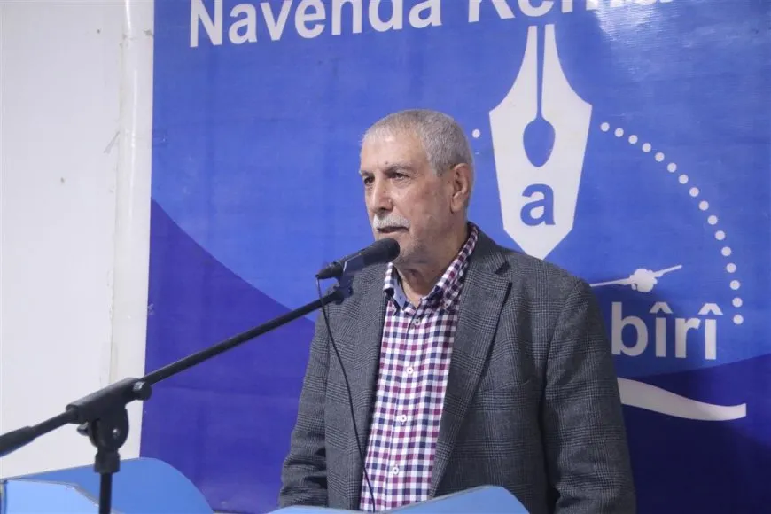 Bi boneya komkujiya Sînemaya Amûdê pirtûkek hat îmzekirin