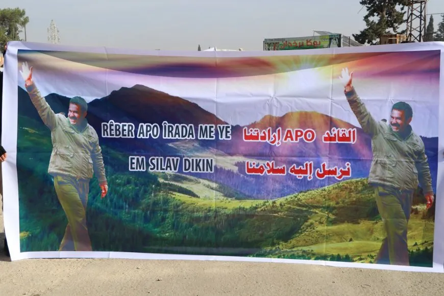 Xelkê Efrîn û Şehbayê li dijî pergala qirkirin û îşkenceyê meşiyan