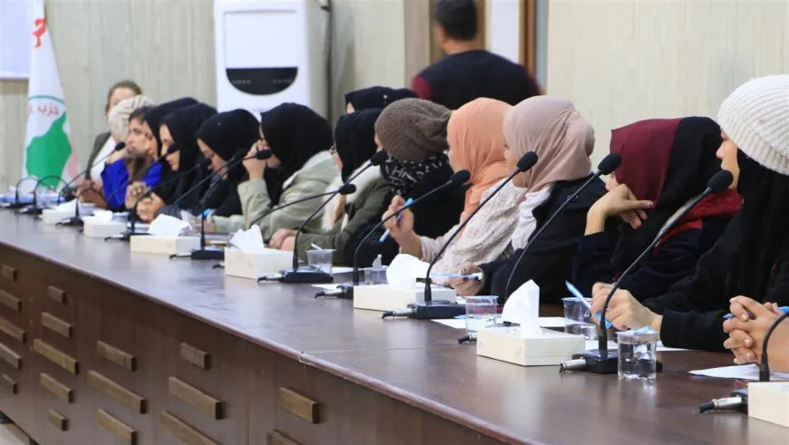 Li Hesekê û Til Birak li ser 25'ê Mijdarê panel