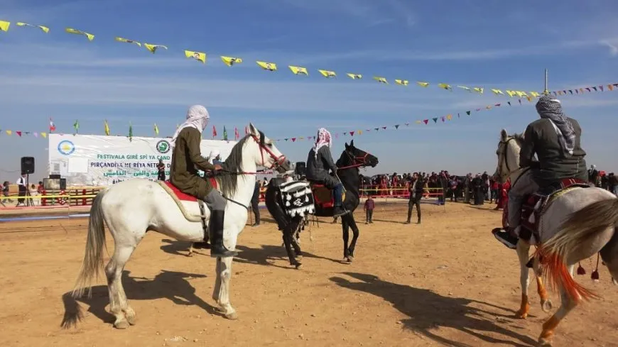 Festîvala 5ˋemîn a Girê Spî ya Çand û Hunerê dest pê kir