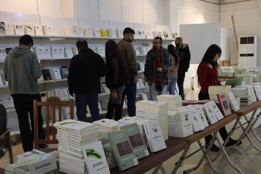Weşanxaneya Aram pêşangehek vekir