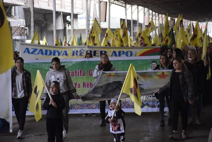 Xelkê Dirbêsiyê, Til Temir û Zirganê ji bo Rêber Abdullah Ocalan meşiya