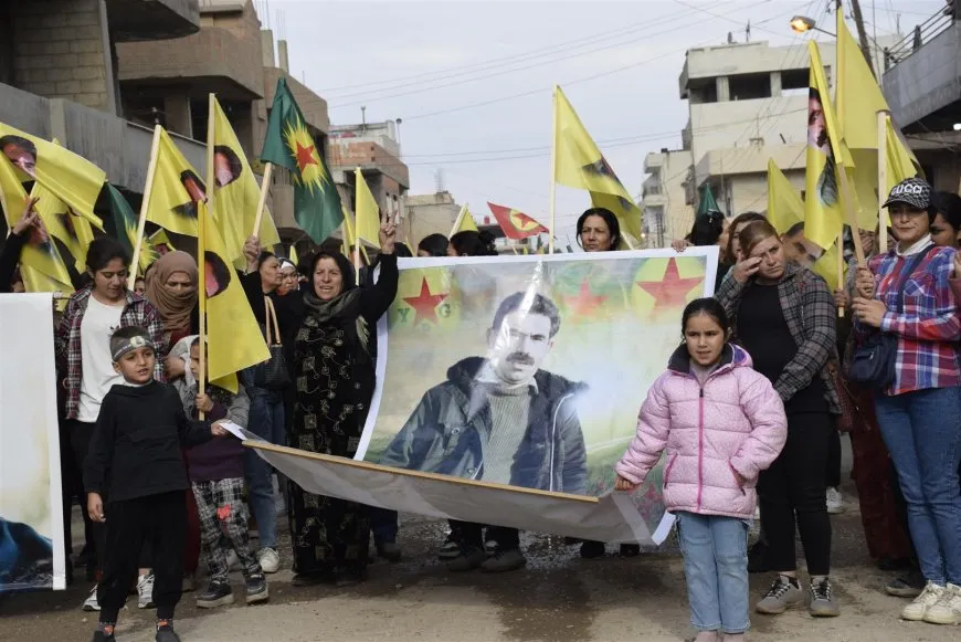 Xelkê Dirbêsiyê, Til Temir û Zirganê ji bo Rêber Abdullah Ocalan meşiya
