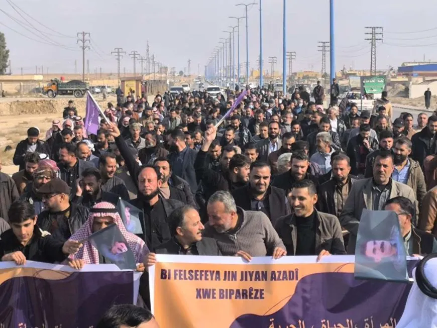 Li Dêrazor, Reqa, Minbicê û Hesekê çalakiyên 25ˋê Mijdarê
