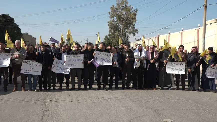 Li Tebqa û Kobanê mêr li dijî tundiya li ser jinan meşiyan