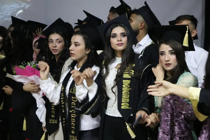 79 xwendekarên peymangehên kantona Efrîn û Şehbayê derçûn