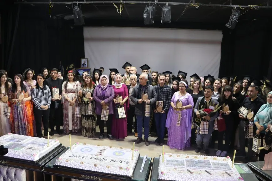 79 xwendekarên peymangehên kantona Efrîn û Şehbayê derçûn