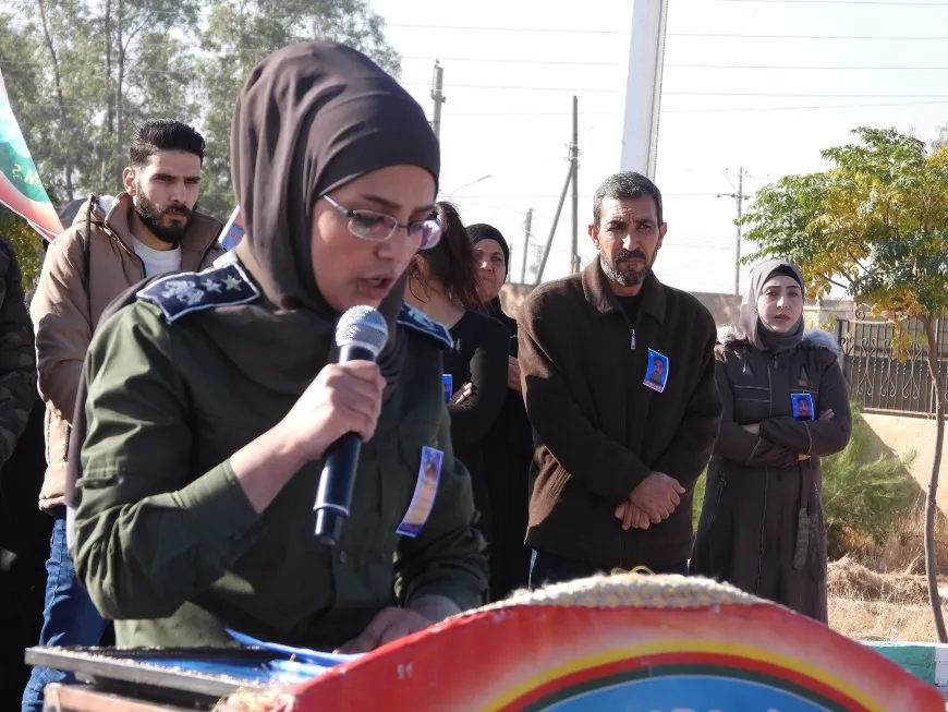 Di merasîma oxirkirinê de soza şopandina rêya şehîdan