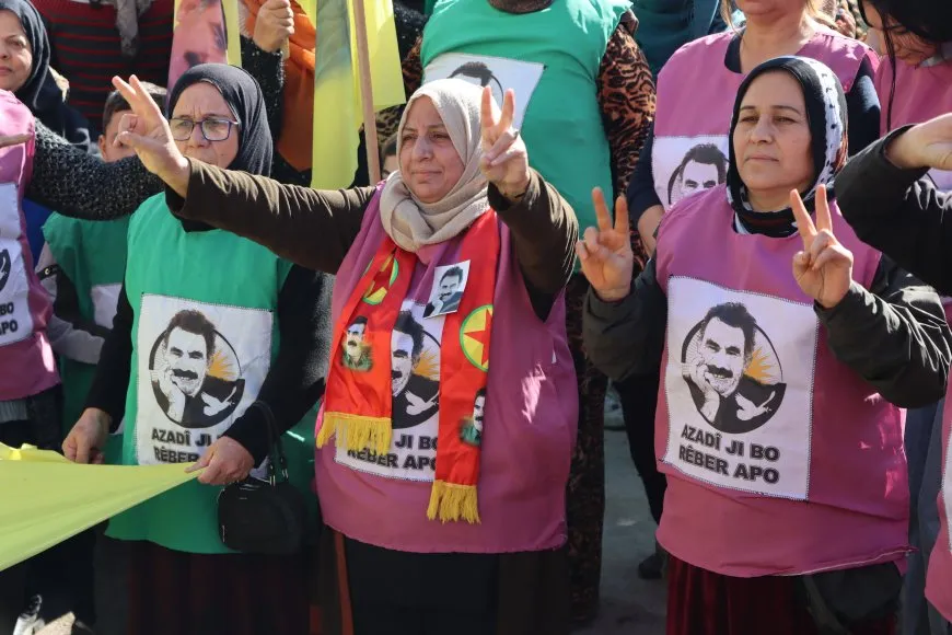Li Qamişlo û Girkê Legê meş: Rêber Apo vîna me ye