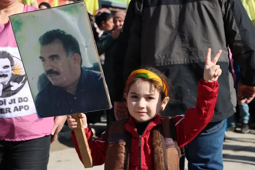 Li Qamişlo û Girkê Legê meş: Rêber Apo vîna me ye