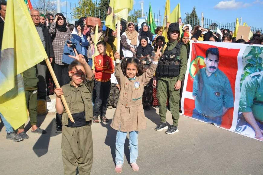 Li Qamişlo û Girkê Legê meş: Rêber Apo vîna me ye