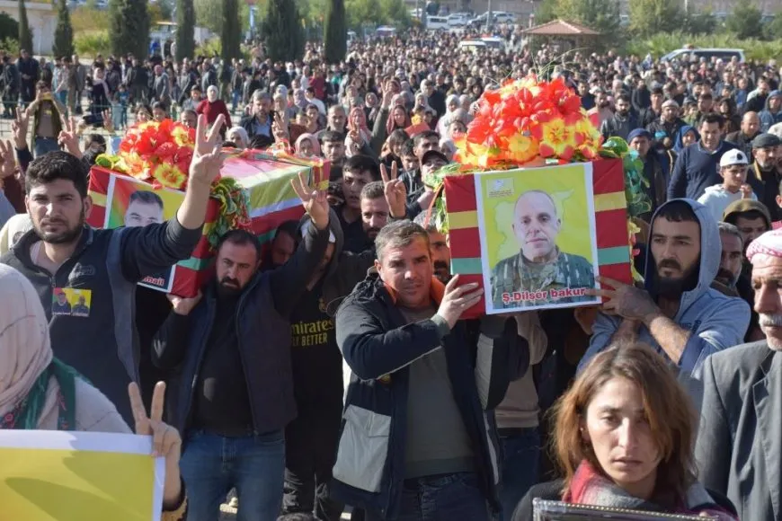 Di merasîma oxirkirinê de, soza şopandina rêya şehîd hat dayîn