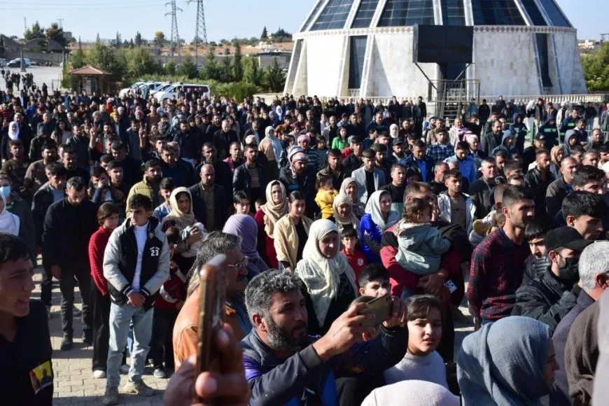 Di merasîma oxirkirinê de, soza şopandina rêya şehîd hat dayîn