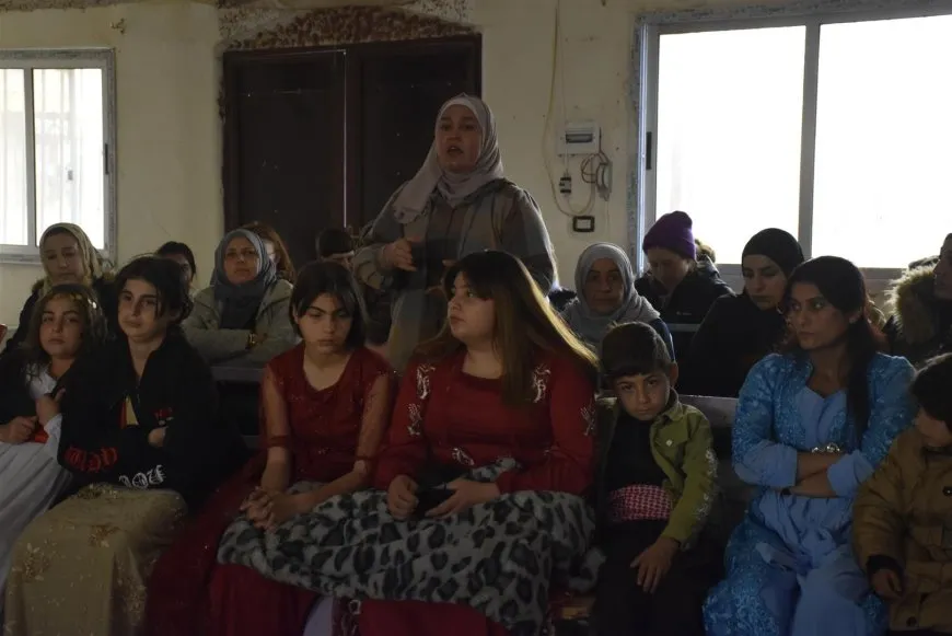 Li Jinwar têkildarî 25'ê Mijdarê panel
