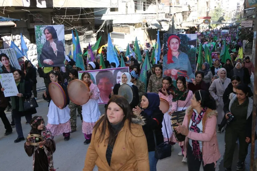 Li 3 bajaran meş: Wê têkoşîna li dijî tundiyê bidome