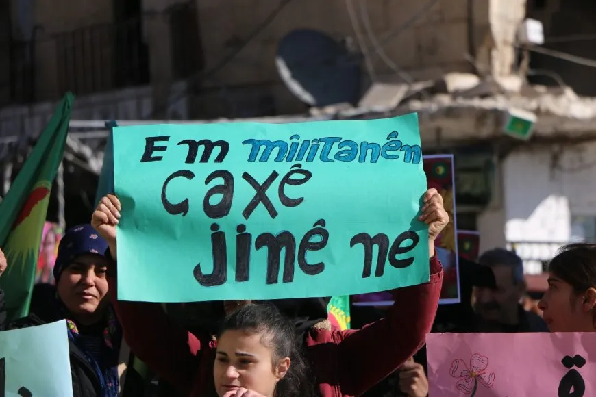 Li 3 bajaran meş: Wê têkoşîna li dijî tundiyê bidome