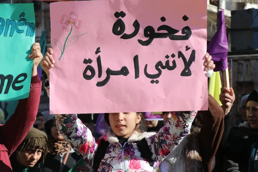 Li 3 bajaran meş: Wê têkoşîna li dijî tundiyê bidome