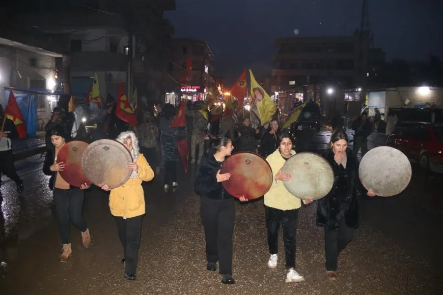 Li gelek bajaran salvegera 46’emîn a damezirandina PKK’ê hat pîrozkirin