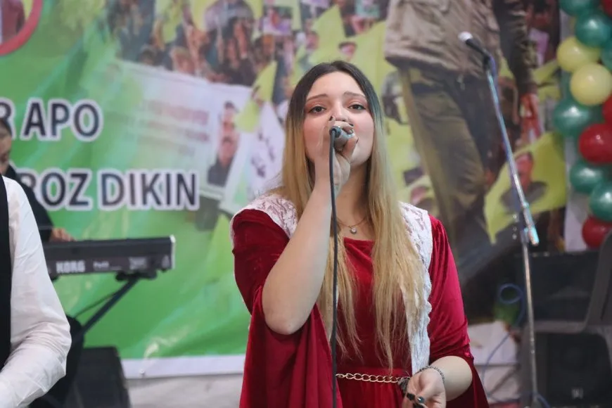 Bi coşeke mezin salvegera 46ˋemîn a damezrandina PKKˋê hat pîrozkirin