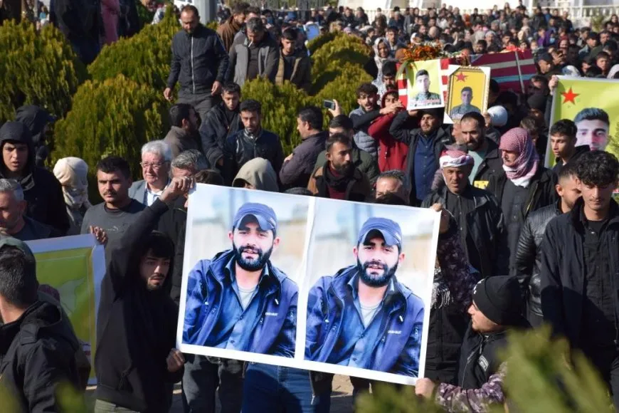 Gelê Kobanê 2 pakrewanên xwe oxir kirin